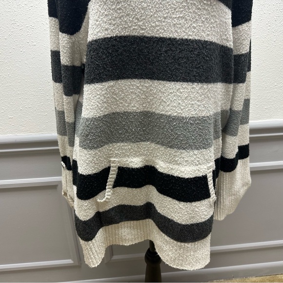 Style & Co Sweater Women’s Oversized Striped Fluffy Sweater XL - Picture 3 of 10
